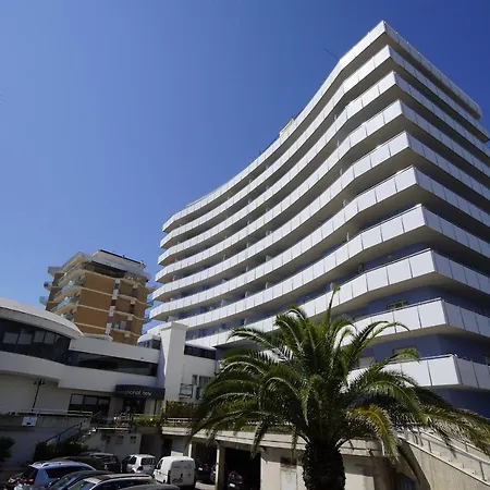 International * San Benedetto del Tronto